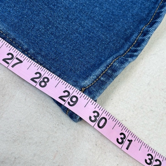 Old Navy Size 12 High Rise WOW Wide Leg Jeans Medium Wash Blue Denim “New Moon” - Picture 12 of 13
